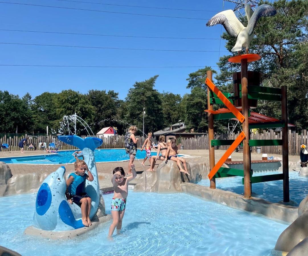 Vakantiepark Hertenhorst ベークベーゲン エクステリア 写真